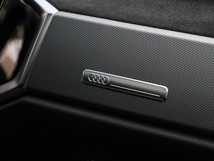 Audi Q3 II (F3) Москва  - изображение 13