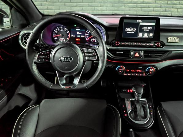 Kia Cerato IV с пробегом 2021 года, цена 2 128 000 рублей, 83979 км, седан, Автокод Объявления