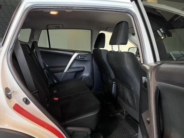 Toyota RAV4 IV (XA40) с пробегом 2015 года, цена 1 720 000 рублей, 221619 км, внедорожник, Автокод Объявления