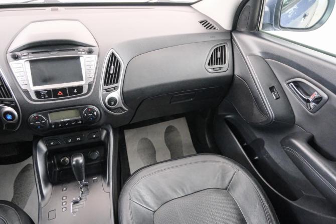 Hyundai ix35 I с пробегом 2012 года, цена 1 299 000 рублей, 161000 км, внедорожник, Автокод Объявления