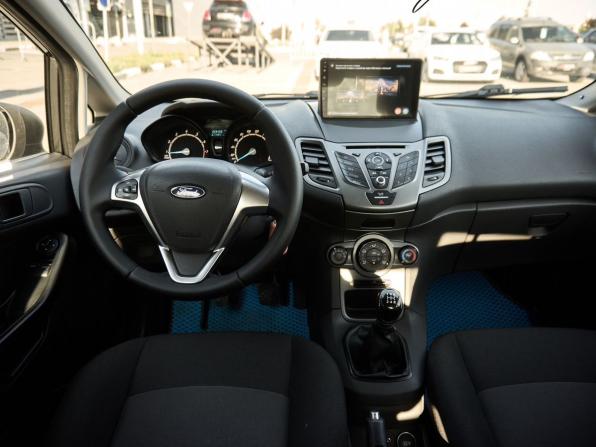 Ford Fiesta Mk6 Рестайлинг с пробегом 2017 года, цена 787 000 рублей, 183408 км, седан, Автокод Объявления