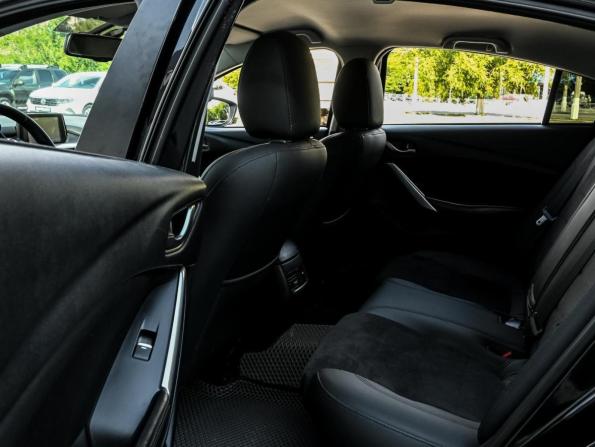 Mazda 6 III (GJ) Рестайлинг с пробегом 2016 года, цена 1 690 000 рублей, 180329 км, седан, Автокод Объявления
