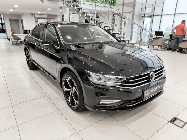 Volkswagen Passat B8 Рестайлинг с пробегом 2021 года, цена 2 290 000 рублей, 48316 км, седан, Автокод Объявления