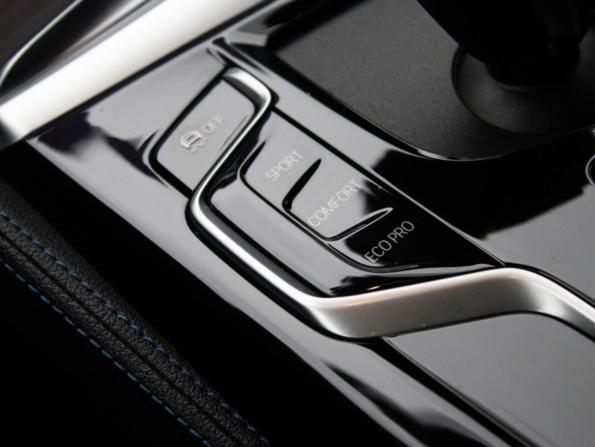 BMW 5 серии VII (G30/G31/G38) Рестайлинг с пробегом 2021 года, цена 4 800 000 рублей, 109229 км, седан, Автокод Объявления