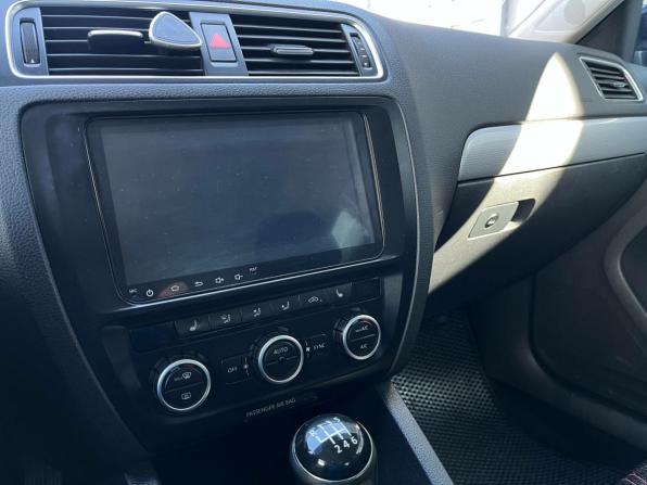 Volkswagen Jetta VI с пробегом 2013 года, цена 1 070 000 рублей, 246964 км, седан, Автокод Объявления