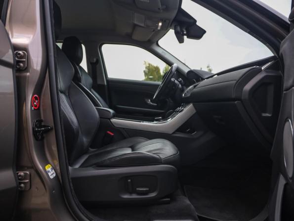 Land Rover Range Rover Evoque I Рестайлинг с пробегом 2017 года, цена 1 999 777 рублей, 140283 км, внедорожник, Автокод Объявления