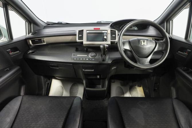 Honda Freed I с пробегом 2010 года, цена 999 000 рублей, 195002 км, компактвэн, Автокод Объявления