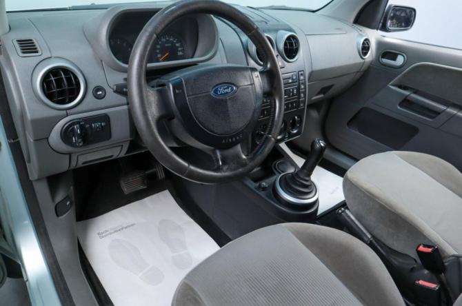 Ford Fusion I с пробегом 2003 года, цена 379 000 рублей, 320000 км, хэтчбек, Автокод Объявления