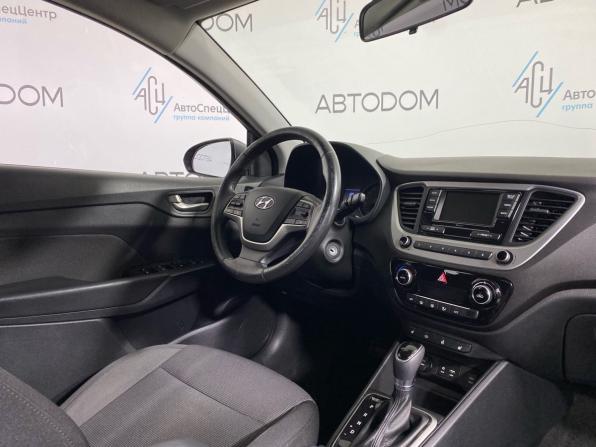 Hyundai Solaris II с пробегом 2017 года, цена 1 144 900 рублей, 152000 км, седан, Автокод Объявления