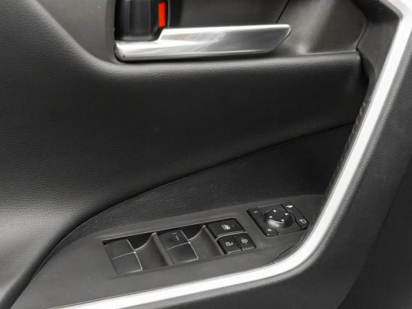 Toyota RAV4 V (XA50) с пробегом 2020 года, цена 3 850 000 рублей, 55918 км, внедорожник, Автокод Объявления