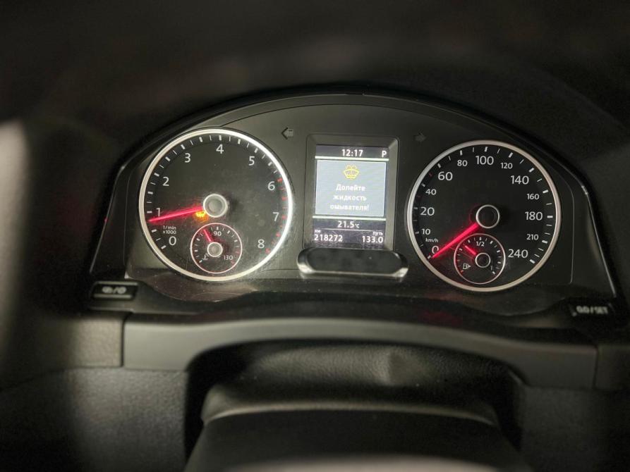 Volkswagen Tiguan I Рестайлинг Санкт-Петербург  - изображение 19