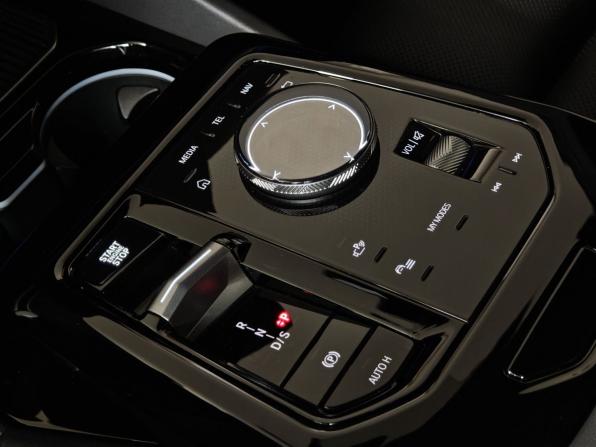 BMW 5 серии VIII (G60/G61/G68) с пробегом 2024 года, цена 7 100 000 рублей, 59776 км, седан, Автокод Объявления