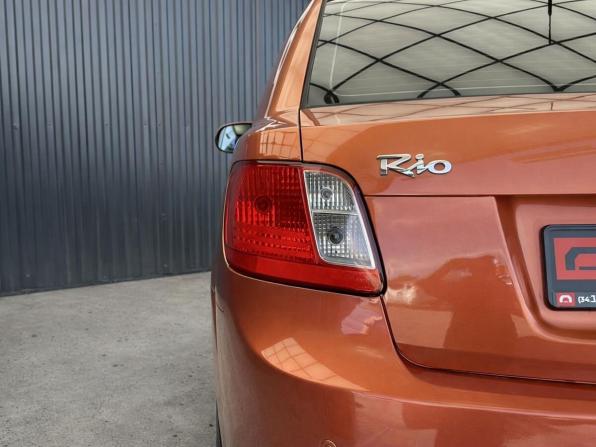 Kia Rio II Рестайлинг с пробегом 2010 года, цена 437 000 рублей, 202948 км, седан, Автокод Объявления