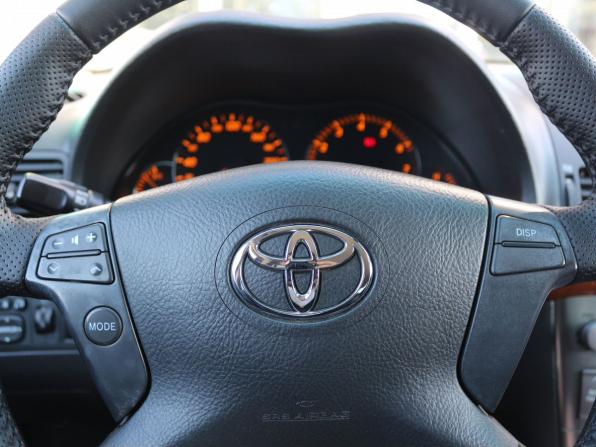 Toyota Avensis II Рестайлинг с пробегом 2006 года, цена 690 000 рублей, 307286 км, седан, Автокод Объявления