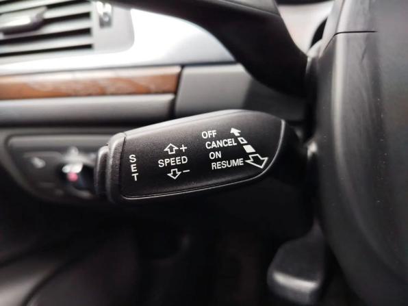 Audi A6 IV (C7) Рестайлинг с пробегом 2015 года, цена 1 480 000 рублей, 184890 км, седан, Автокод Объявления