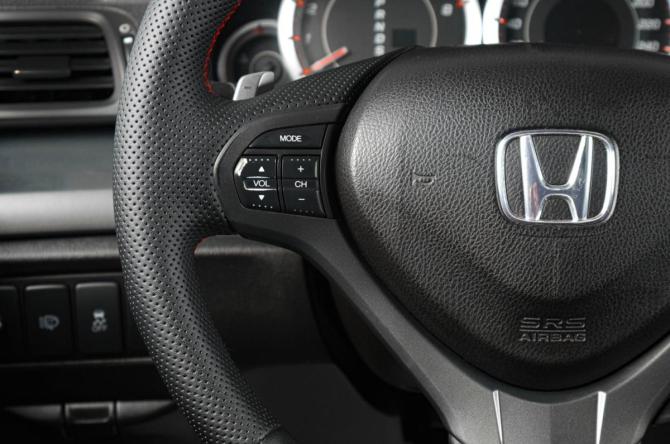 Honda Accord VIII Рестайлинг с пробегом 2011 года, цена 1 609 000 рублей, 237000 км, седан, Автокод Объявления