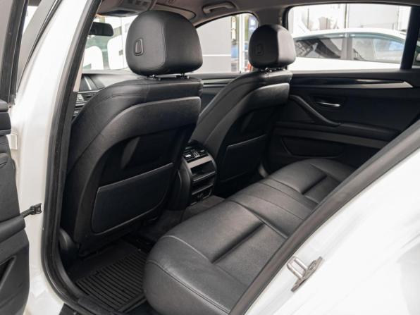BMW 5 серии VI (F10/F11/F07) Рестайлинг с пробегом 2015 года, цена 2 200 000 рублей, 182734 км, седан, Автокод Объявления