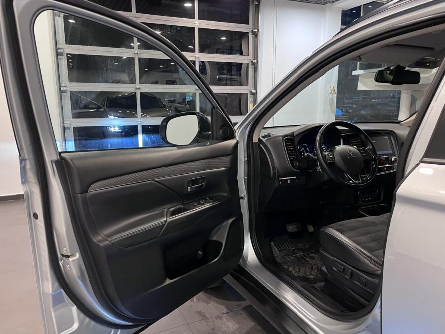 Mitsubishi Outlander III Рестайлинг 3 Чебоксары  - изображение 18