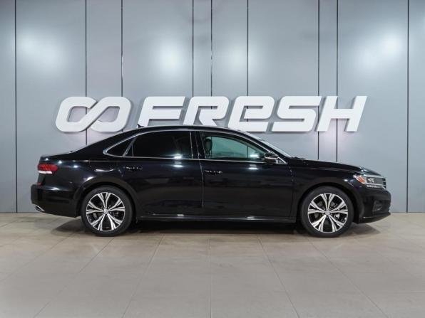 Volkswagen Passat B8 Рестайлинг с пробегом 2021 года, цена 1 999 000 рублей, 132239 км, седан, Автокод Объявления