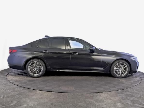 BMW 5 серии VII (G30/G31/G38) Рестайлинг с пробегом 2021 года, цена 4 750 000 рублей, 68608 км, седан, Автокод Объявления