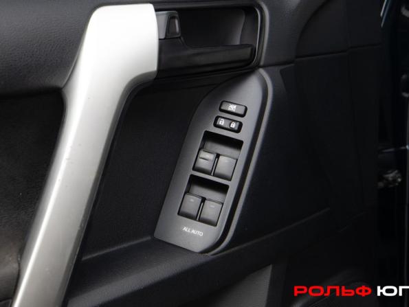 Toyota Land Cruiser Prado 150 Series Рестайлинг 2 с пробегом 2018 года, цена 4 158 000 рублей, 251891 км, внедорожник, Автокод Объявления