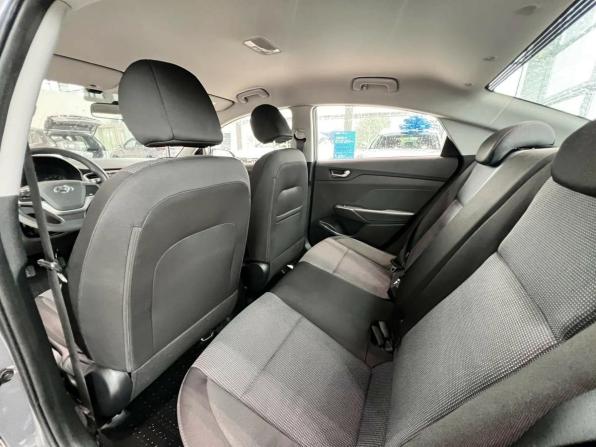 Hyundai Solaris II с пробегом 2018 года, цена 1 095 000 рублей, 116230 км, седан, Автокод Объявления