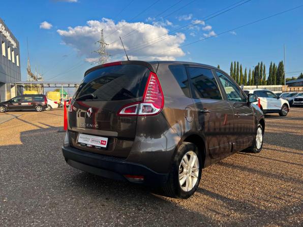 Renault Scenic III с пробегом 2011 года, цена 745 000 рублей, 247128 км, минивэн, Автокод Объявления