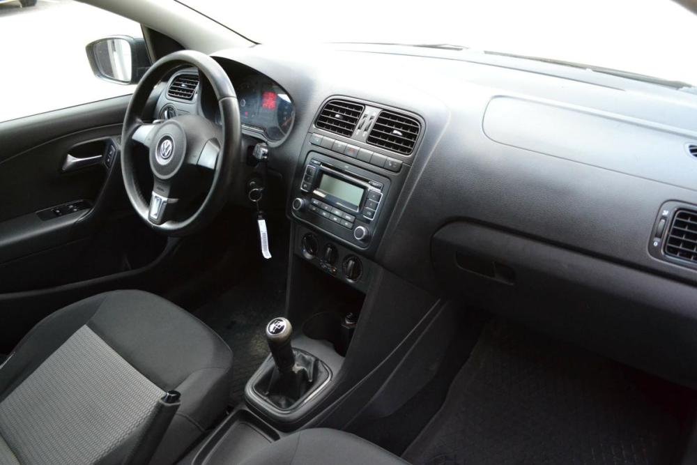 Volkswagen Polo V Старый Оскол  - изображение 9