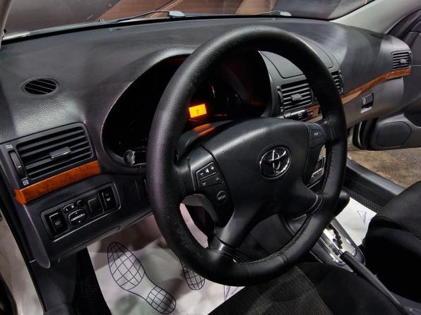 Toyota Avensis II Рестайлинг с пробегом 2007 года, цена 790 000 рублей, 259759 км, седан, Автокод Объявления