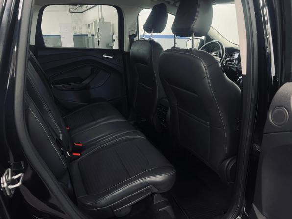 Ford Kuga II Рестайлинг с пробегом 2017 года, цена 1 550 000 рублей, 111000 км, внедорожник, Автокод Объявления