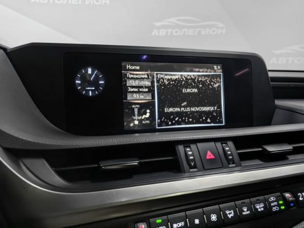 Lexus ES VII с пробегом 2019 года, цена 4 090 000 рублей, 63000 км, седан, Автокод Объявления