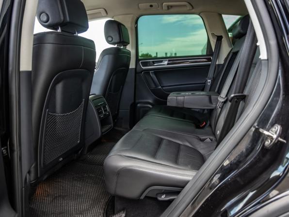 Volkswagen Touareg II Рестайлинг с пробегом 2015 года, цена 2 958 000 рублей, 142382 км, внедорожник, Автокод Объявления