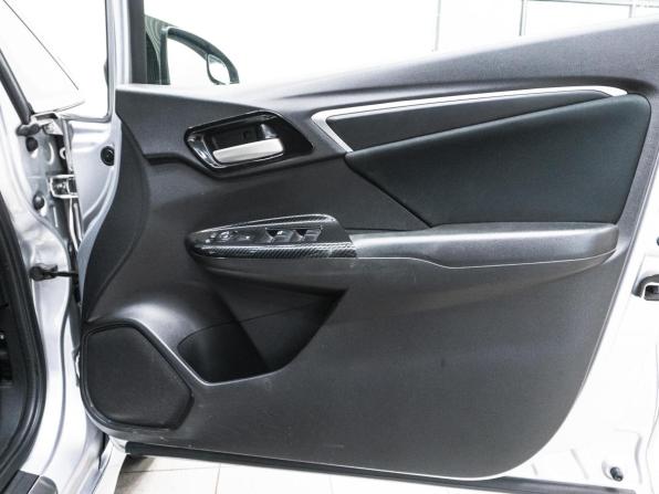 Honda Fit III с пробегом 2016 года, цена 950 000 рублей, 170022 км, хэтчбек, Автокод Объявления