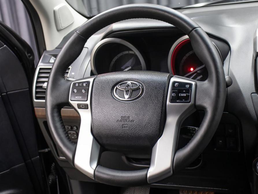 Toyota Land Cruiser Prado 150 Series Рестайлинг 1 Москва  - изображение 15
