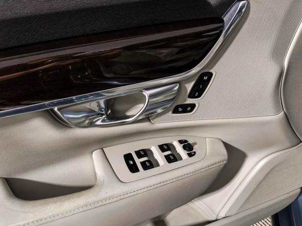 Volvo S90 II с пробегом 2017 года, цена 2 295 000 рублей, 176709 км, седан, Автокод Объявления