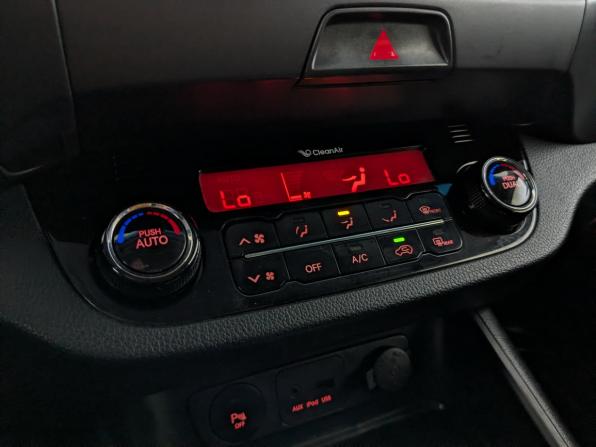 Kia Sportage III с пробегом 2012 года, цена 1 170 000 рублей, 160210 км, внедорожник, Автокод Объявления