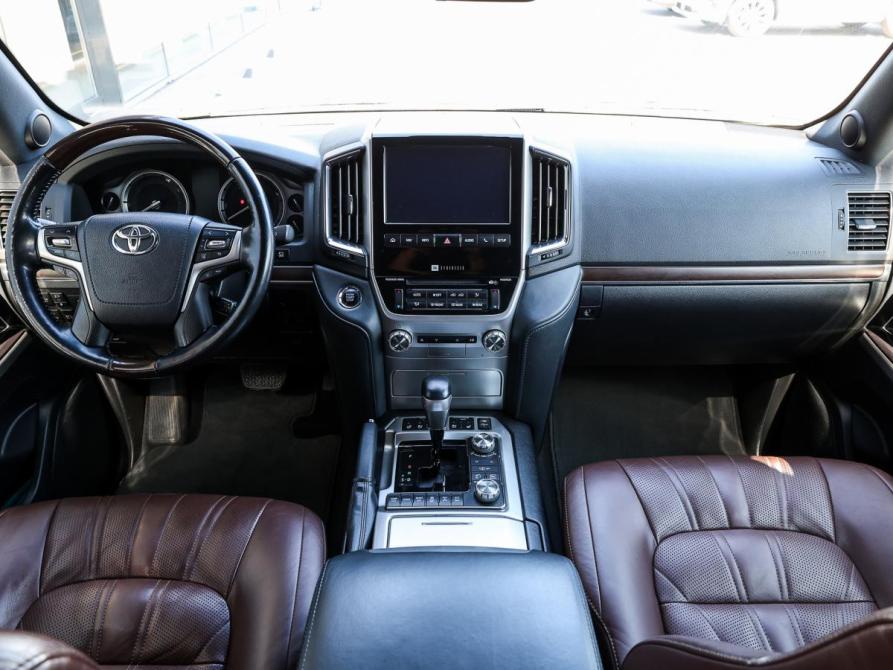Toyota Land Cruiser 200 Series Рестайлинг 2 Москва  - изображение 14