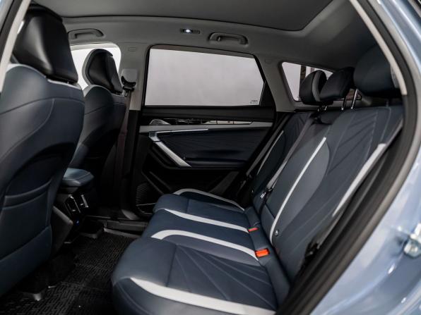 Geely Atlas II с пробегом 2023 года, цена 3 200 000 рублей, 20610 км, внедорожник, Автокод Объявления