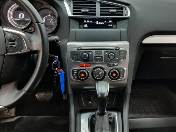 Citroen C4 II Рестайлинг с пробегом 2018 года, цена 1 350 000 рублей, 29697 км, седан, Автокод Объявления