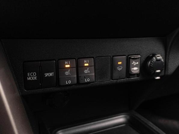 Toyota RAV4 IV (XA40) с пробегом 2015 года, цена 2 459 000 рублей, 89997 км, внедорожник, Автокод Объявления