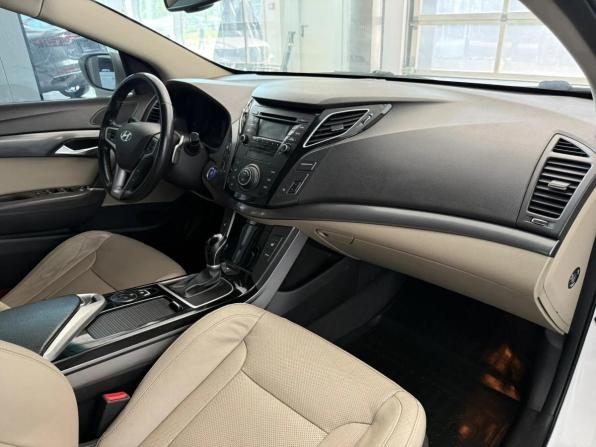 Hyundai i40 I с пробегом 2013 года, цена 1 030 000 рублей, 203713 км, седан, Автокод Объявления