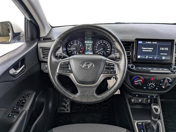Hyundai Solaris II Рестайлинг с пробегом 2021 года, цена 1 530 000 рублей, 87883 км, седан, Автокод Объявления