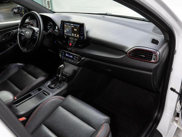 Hyundai i30 III Рестайлинг с пробегом 2019 года, цена 2 100 000 рублей, 104315 км, хэтчбек, Автокод Объявления