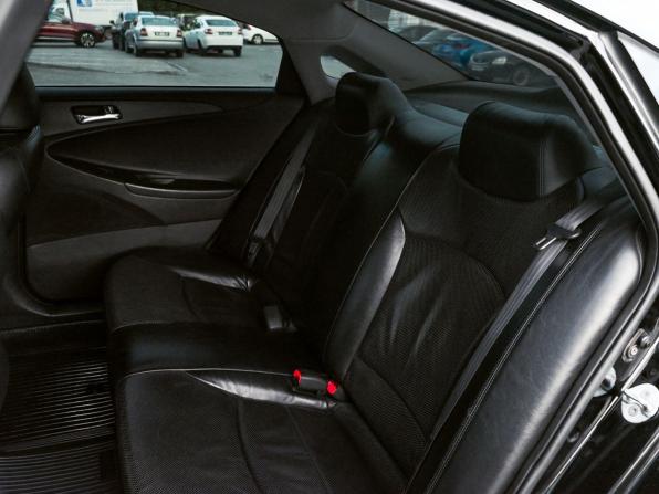 Hyundai Sonata VI (YF) с пробегом 2010 года, цена 1 125 000 рублей, 185273 км, седан, Автокод Объявления