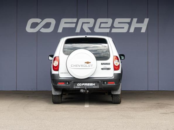 Chevrolet Niva I Рестайлинг с пробегом 2017 года, цена 805 000 рублей, 85650 км, внедорожник, Автокод Объявления