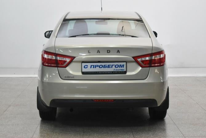 Lada (ВАЗ) Vesta I с пробегом 2018 года, цена 850 000 рублей, 113915 км, седан, Автокод Объявления