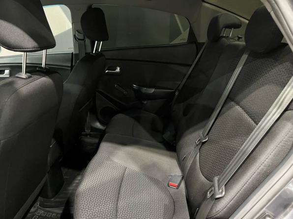 Kia Rio III Рестайлинг с пробегом 2015 года, цена 950 000 рублей, 209587 км, седан, Автокод Объявления