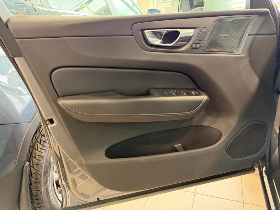 Volvo XC60 II Москва  - изображение 10