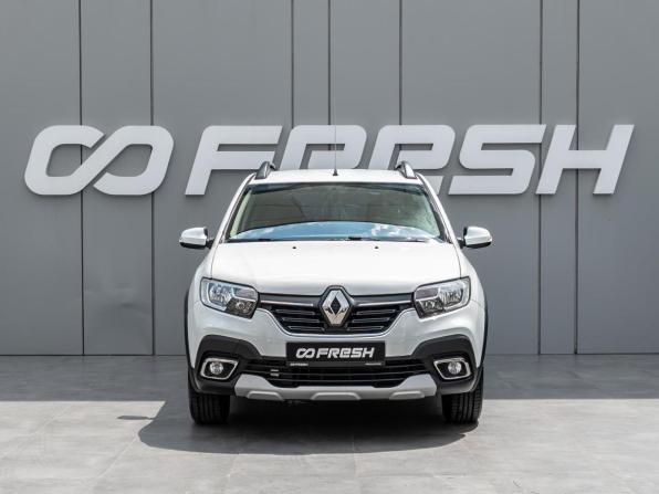 Renault Sandero II Рестайлинг с пробегом 2020 года, цена 1 260 000 рублей, 67210 км, хэтчбек, Автокод Объявления