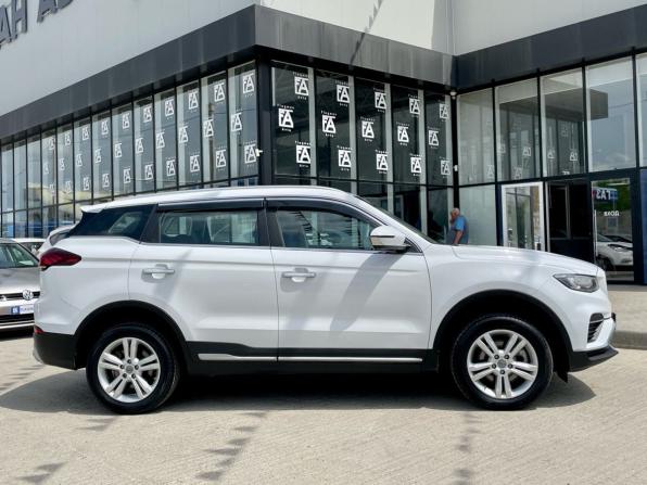 Geely Atlas Pro с пробегом 2024 года, цена 1 730 000 рублей, 28247 км, внедорожник, Автокод Объявления